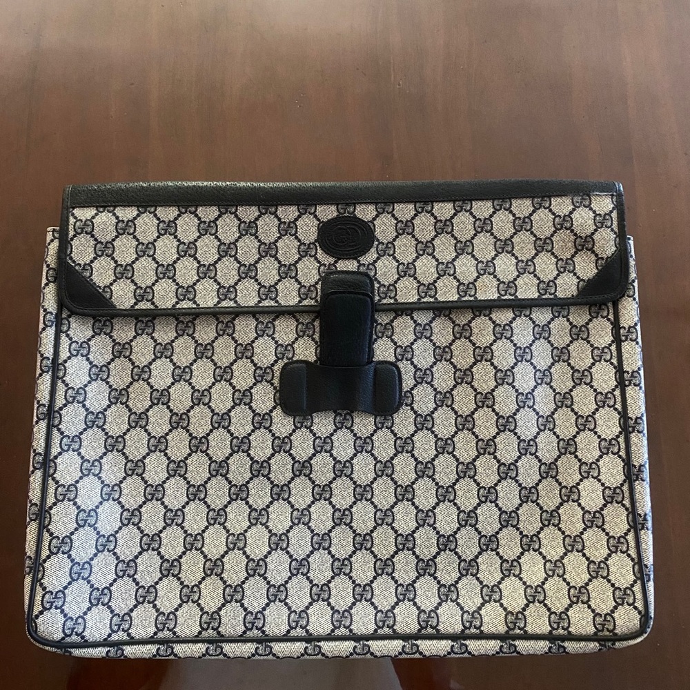 Vintage Gucci Portfolio